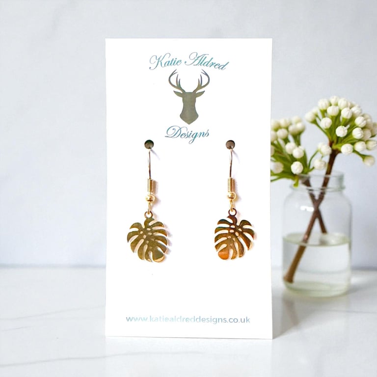 Charm Earrings - Gold Monstera Leaf