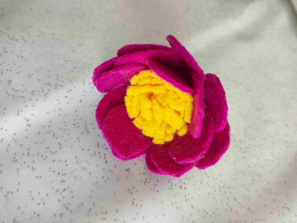 Handmade felt flower ring