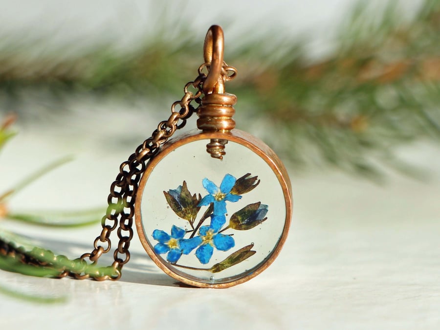 Copper Circle Pendant Forget Me Not Blue Dried Flowers Resin Floral Necklace