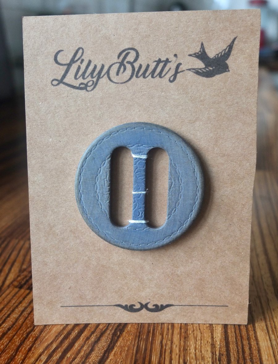 Grey Wooden Debossed Buckle 60mm