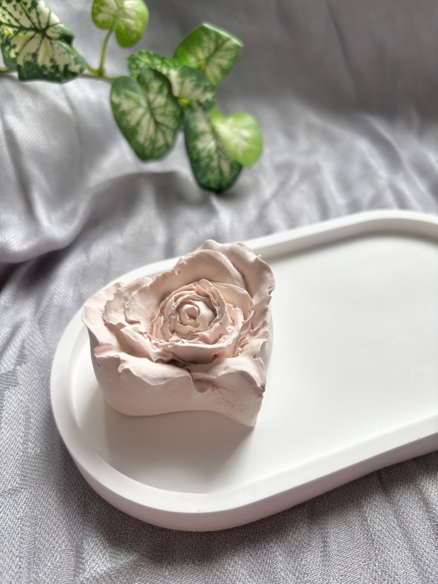 Rose Heart Essential Oil Diffuser and White Oval Tray Home Decor Gift