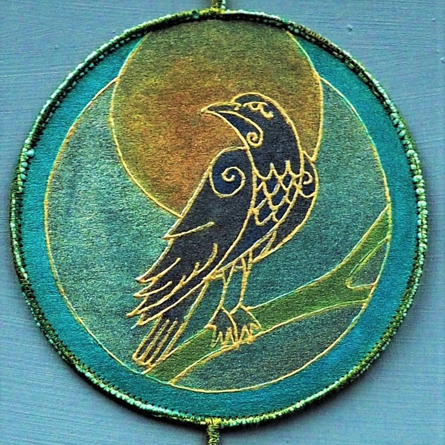 RPM001 - Raven That Stole the Sun Mandala - green-turquoise -15cm round