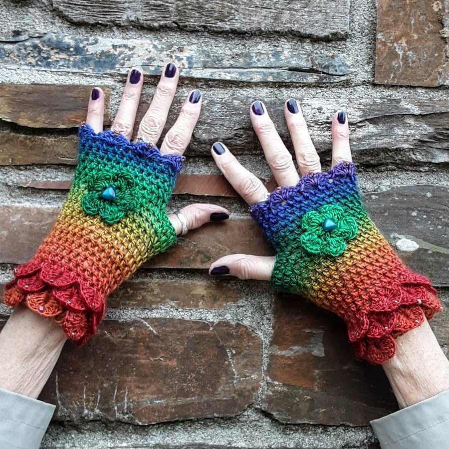 Wrist warmers. Fingerless gloves. Crochet gloves. Eye catching. Free UK postage.