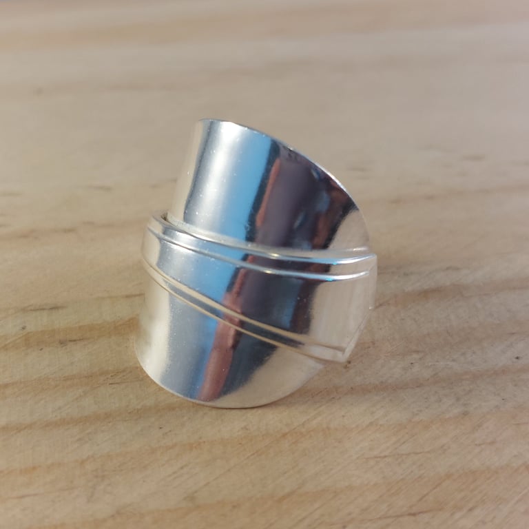 Upcycled Sterling Silver Grecian Wrap Saddle Ring (130625)
