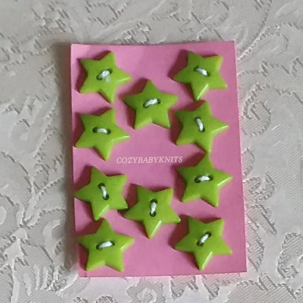 Bright green star plastic buttons