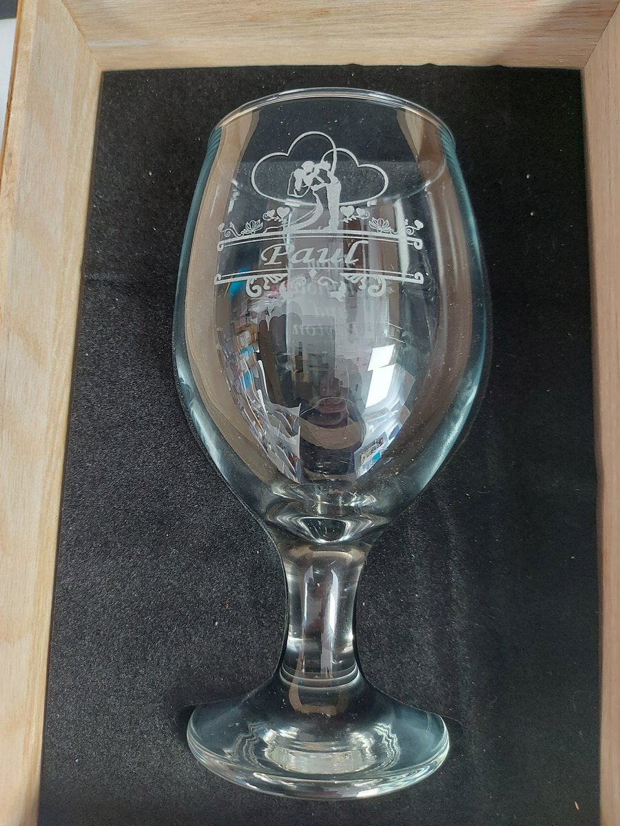 Personalised Beer Glass in Luxury Oak Gift Box