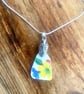 Pretty vintage crockery floral pendent necklace 