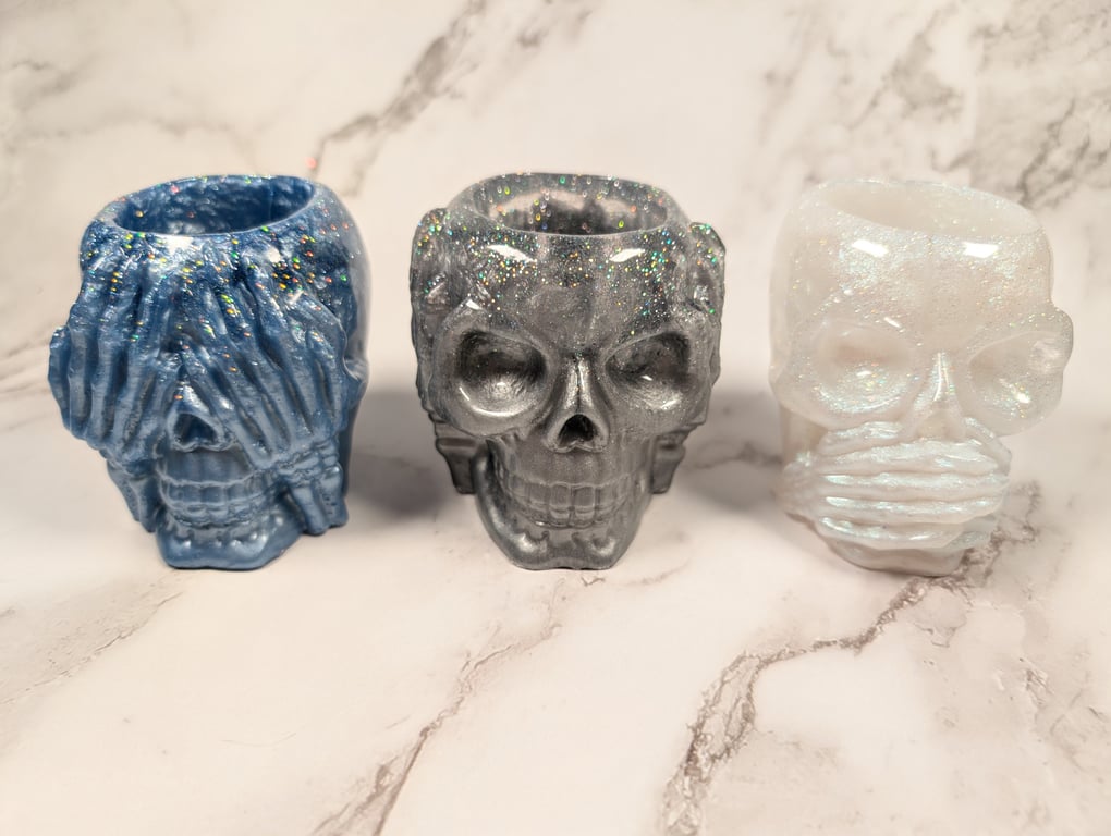 Resin Skull Jar – Glacier Shimmer