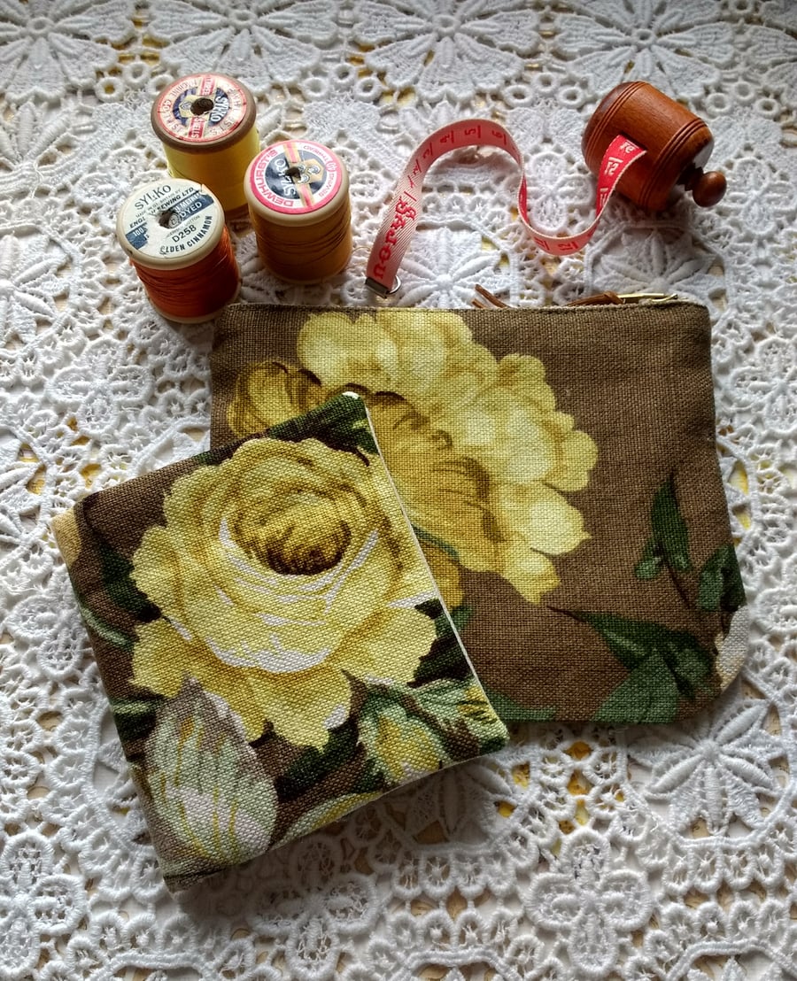 Little notions pouch and needlecase set