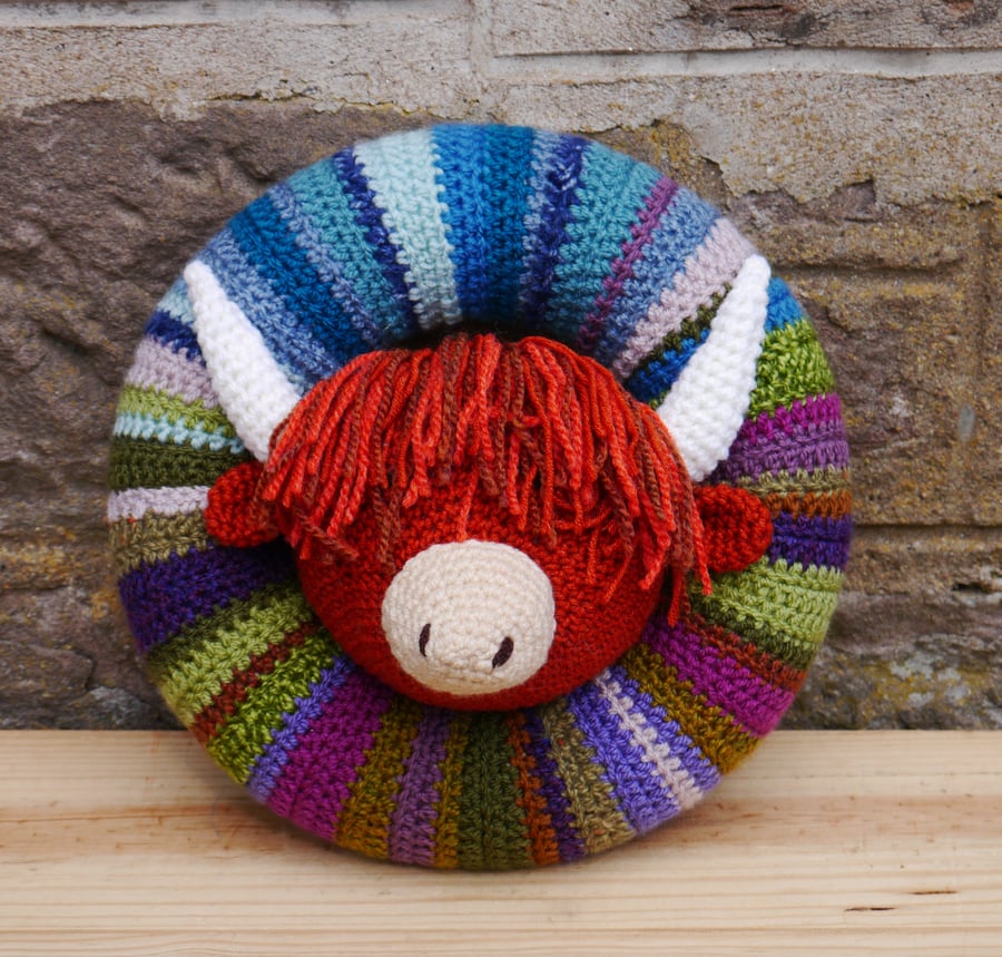 Crochet Highland Cow Head Wreath