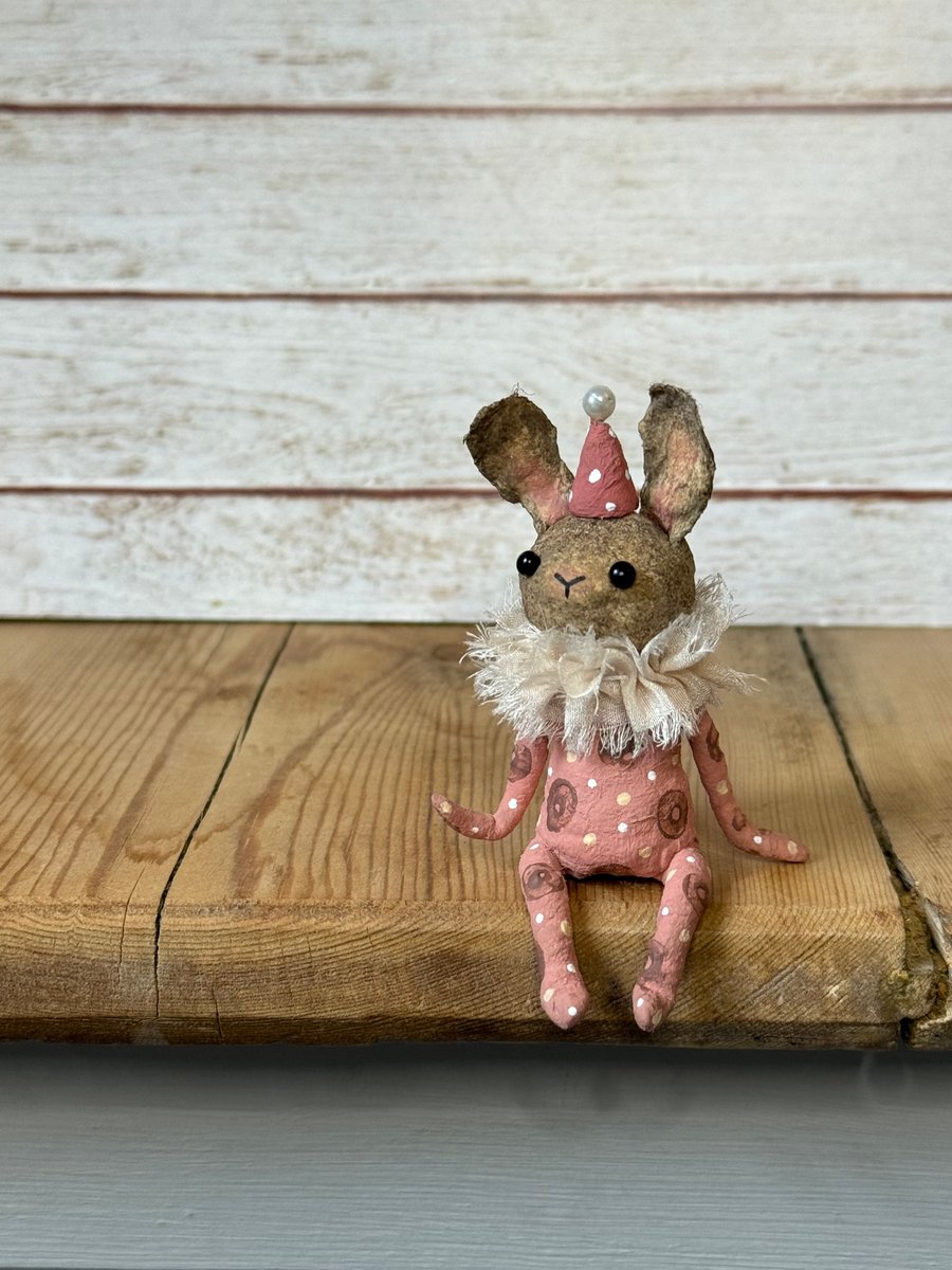 Spun Cotton Sitting Rabbit Pink
