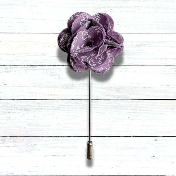 Flower Lapel Pin – Dusky Purple Floral Print, Perfect for Weddings