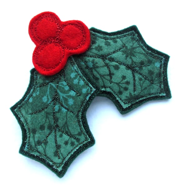 Handmade Holly Brooch. Christmas Brooch. Festive Brooch. Holly Pin.