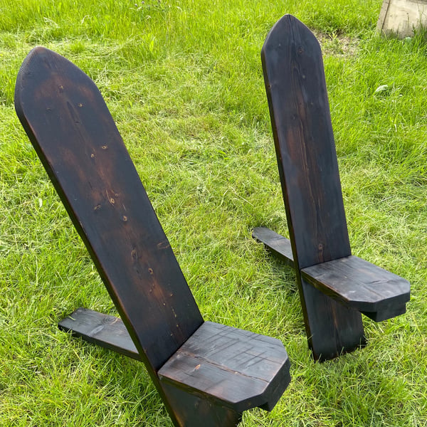 Viking Bog Chair with Burnt Finish
