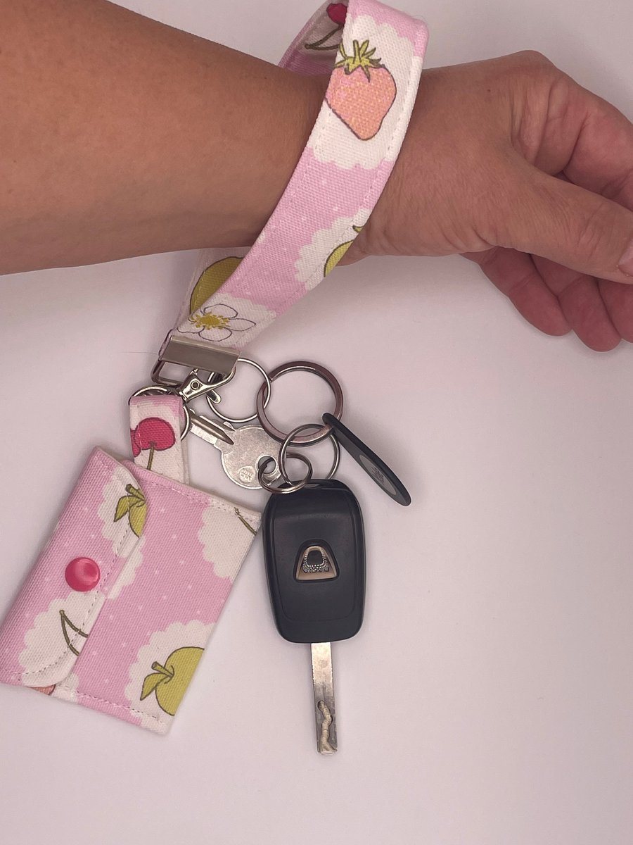 WRISTLET KEYCHAINS - PINK STRAWBERRY (Silver tone fastening)