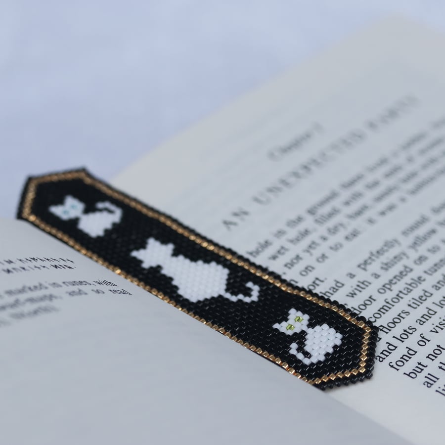 Little Beadwork Bookmark – Cats 2 