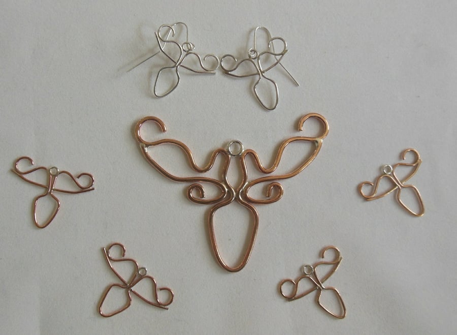 Silver stag head earrings