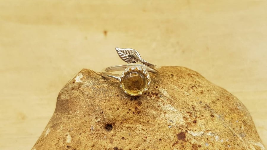 Adjustable Citrine leaf Ring. November birthstone. Reiki jewellery