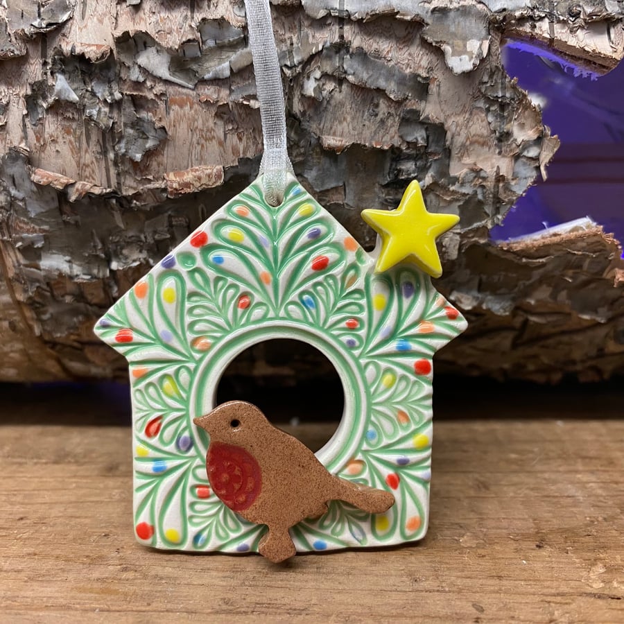 Pottery Robin birdhouse decoration
