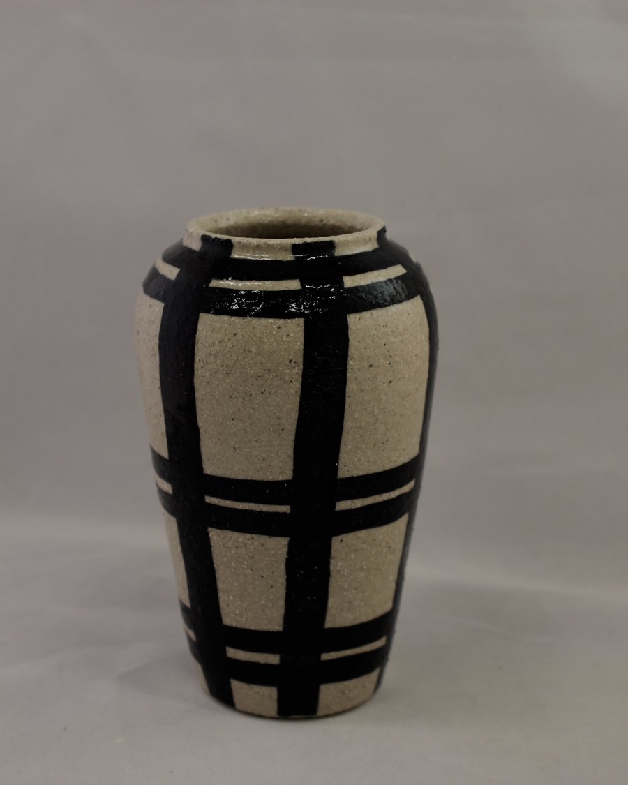 Clayandlime x RAS : Patterned Vase