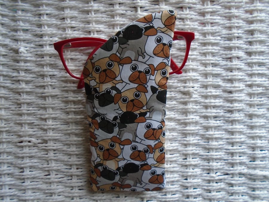 Fun Pug Glasses Case Lined & Padded 