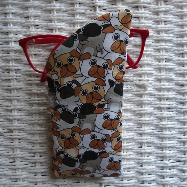 Fun Pug Glasses Case Lined & Padded 