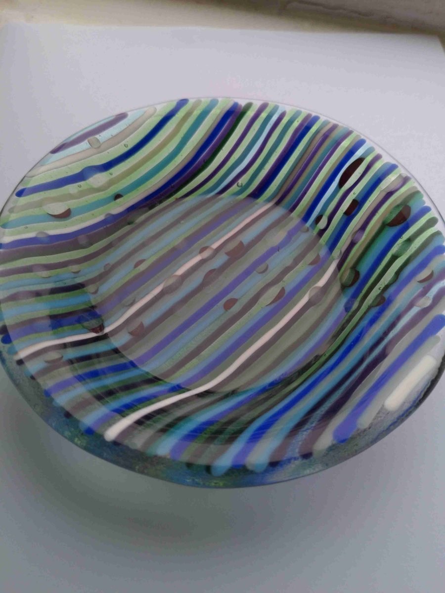 Round Fused Glass dish 13cm  Reactive colours
