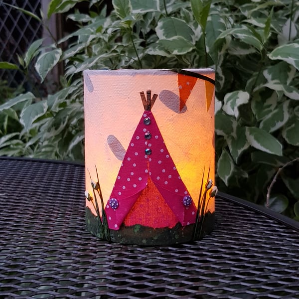 "Garden Playtime" Picture Lantern