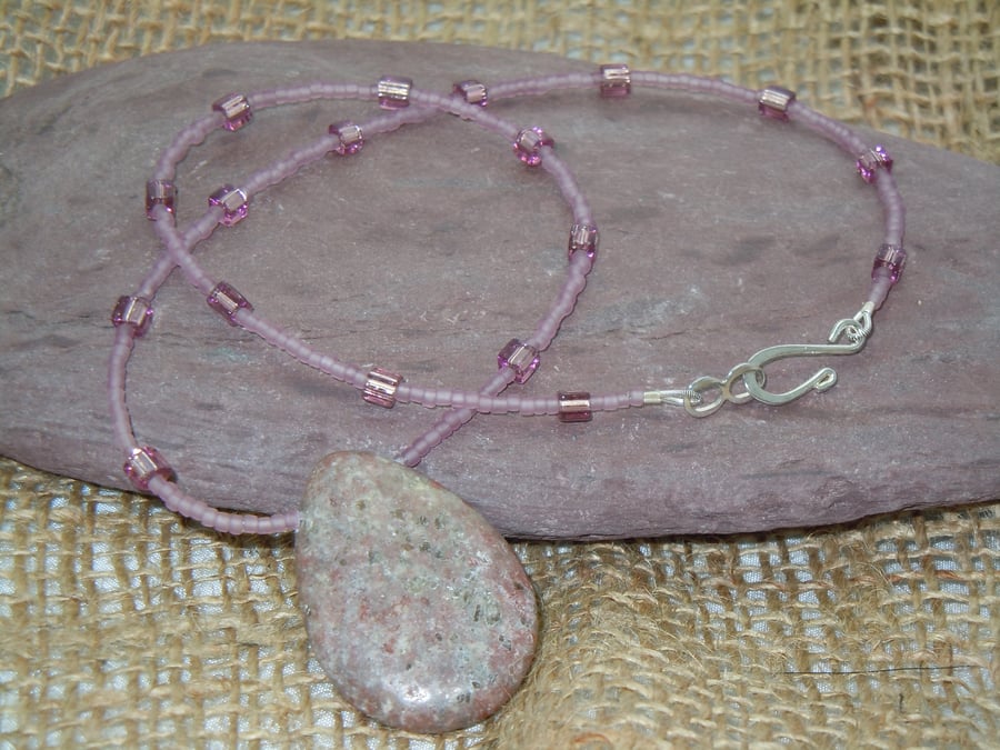 Oval Rhodonite pendant necklace with glass seed beads & silver plate clasp