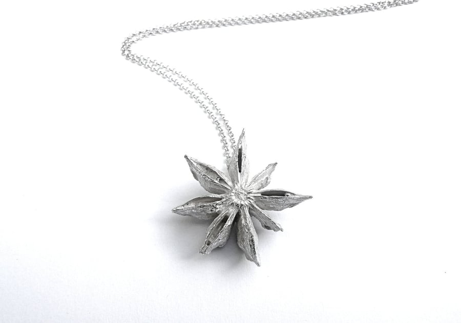 Silver Star Anise Necklace