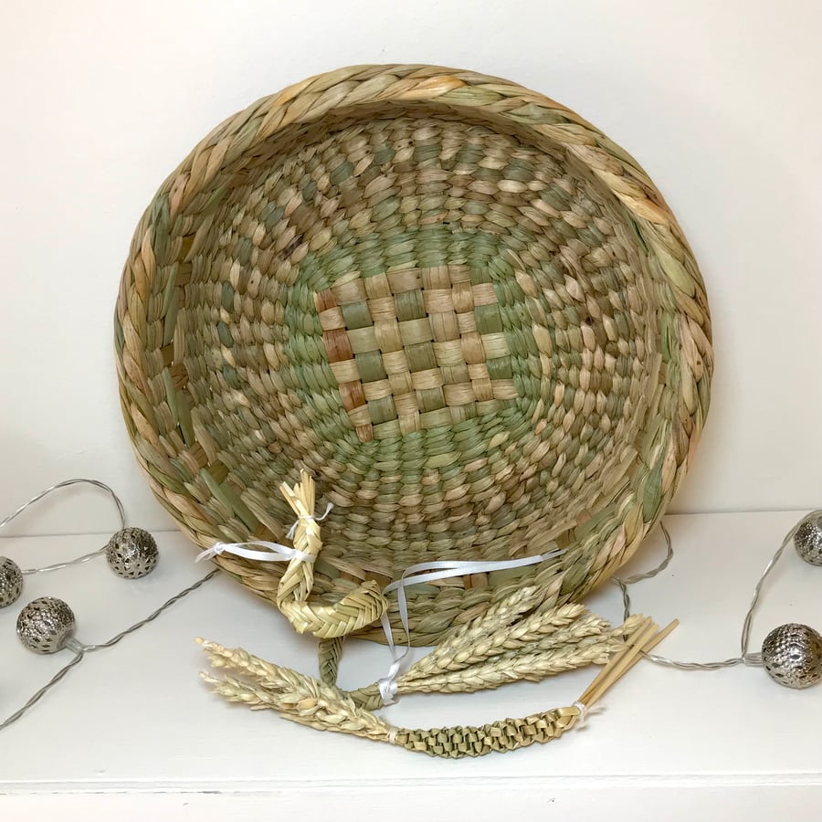 Bread or Storage Basket - Handmade in Cornwall from Somerset Rush 604