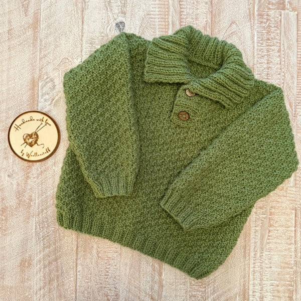 IN STOCK Wool Mix Handknitted Mossy Jumper size 3-4 years. Colour Apple Green.