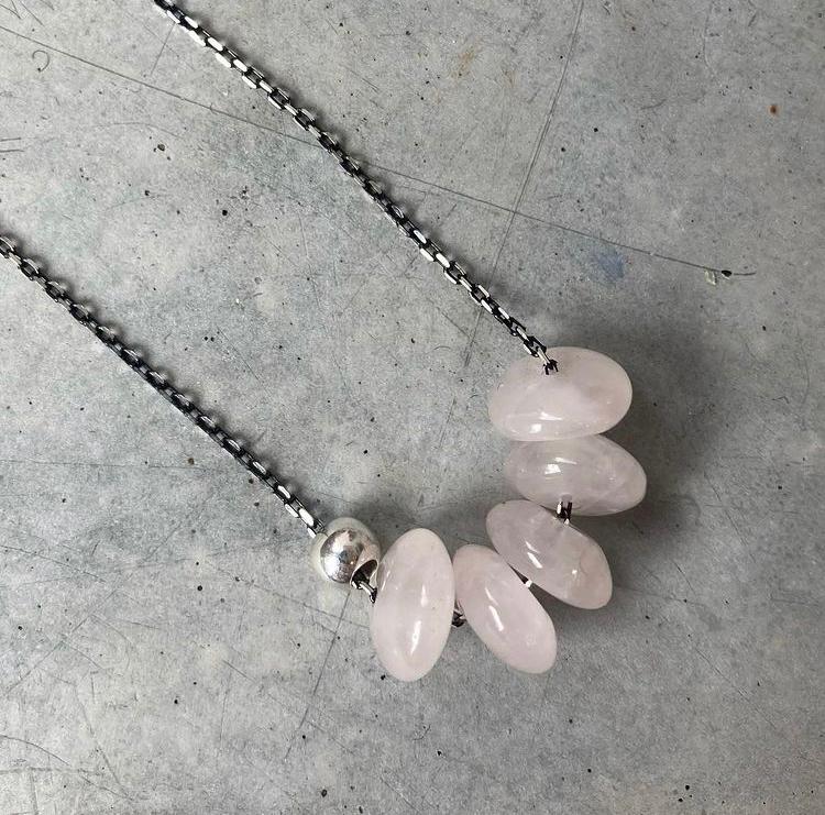 Rose Quartz and oxidised chain necklace