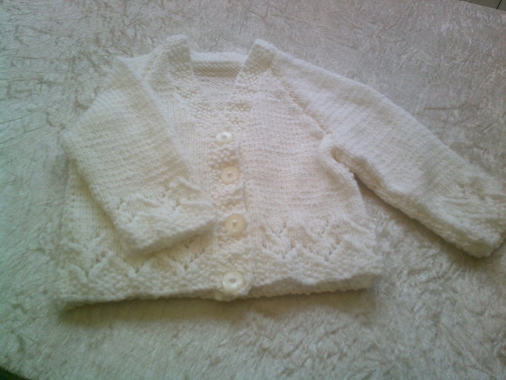 18 inch White V Neck Cardigan with Lacy Border
