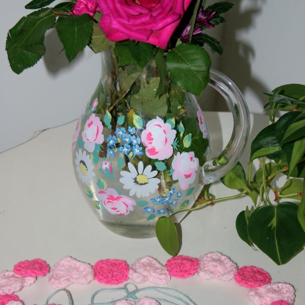 Pretty Heart and Circle Crochet Garland