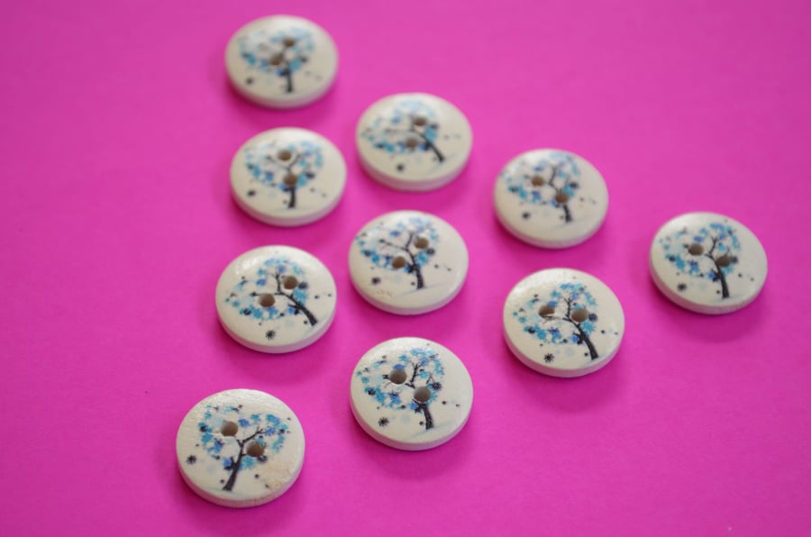 15mm Wooden Heart Tree Buttons Blue White 10pk Leaves (ST2)