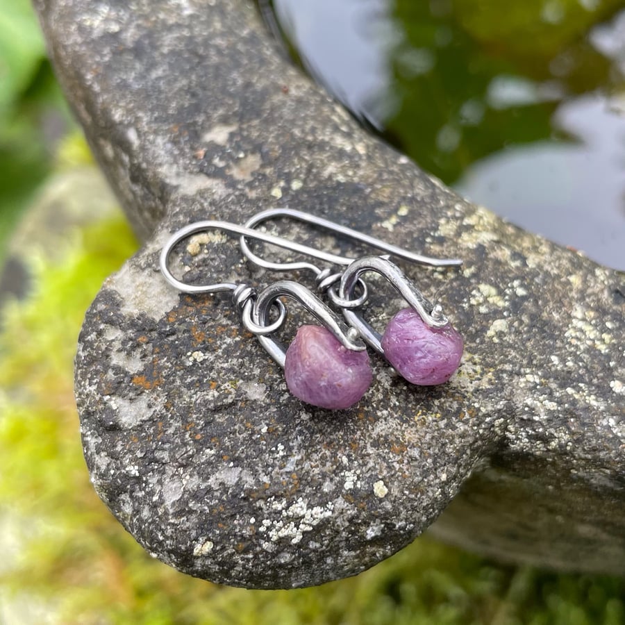 Oxidised Silver and ruby small dangle earrings 