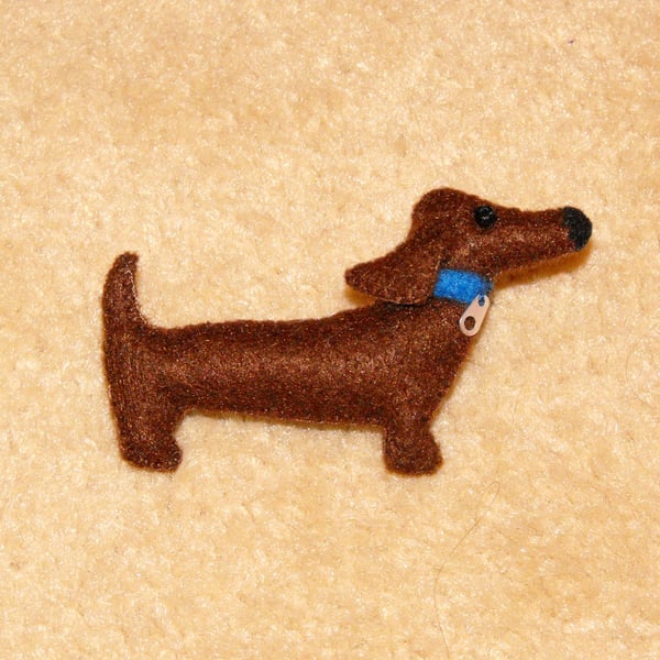 Felt Sausage Dog (Dachshund) Brooch