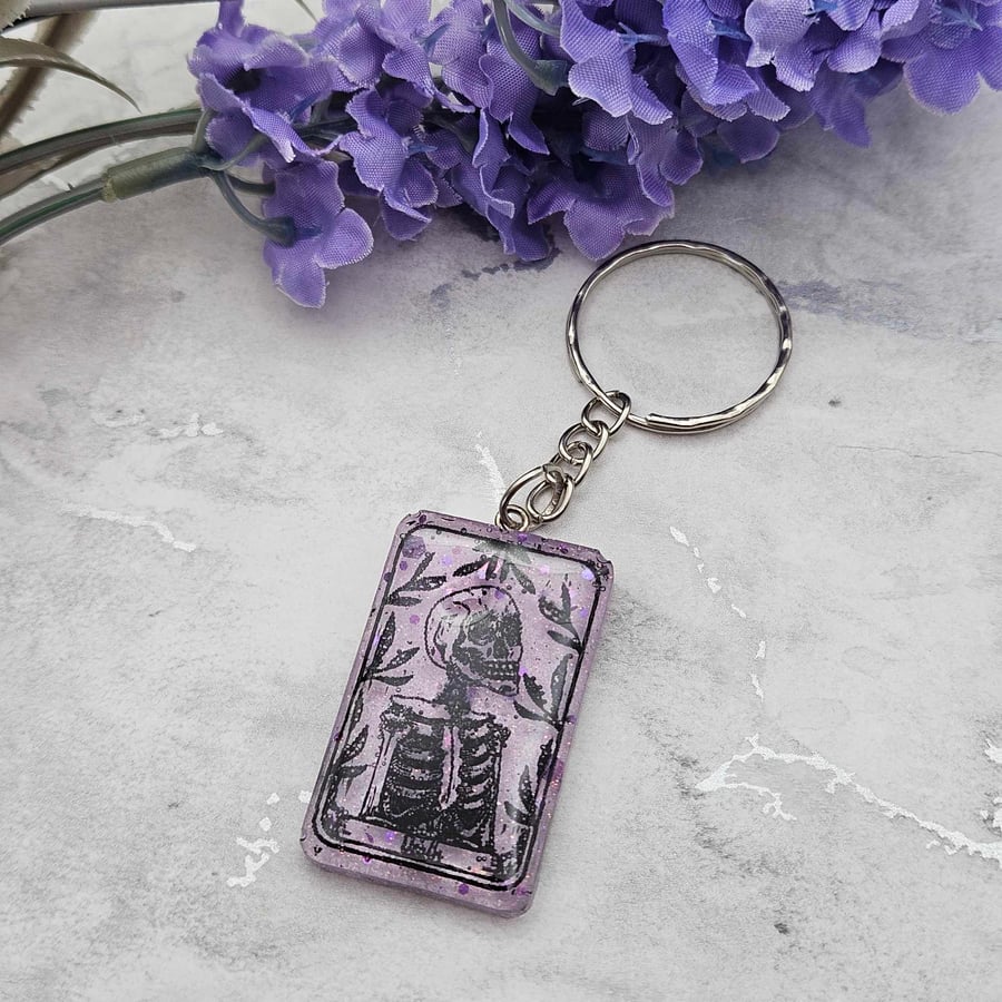 Tarot Card Keychain, Gothic Resin Keyring, Witchy Gift, Mystical Keyring