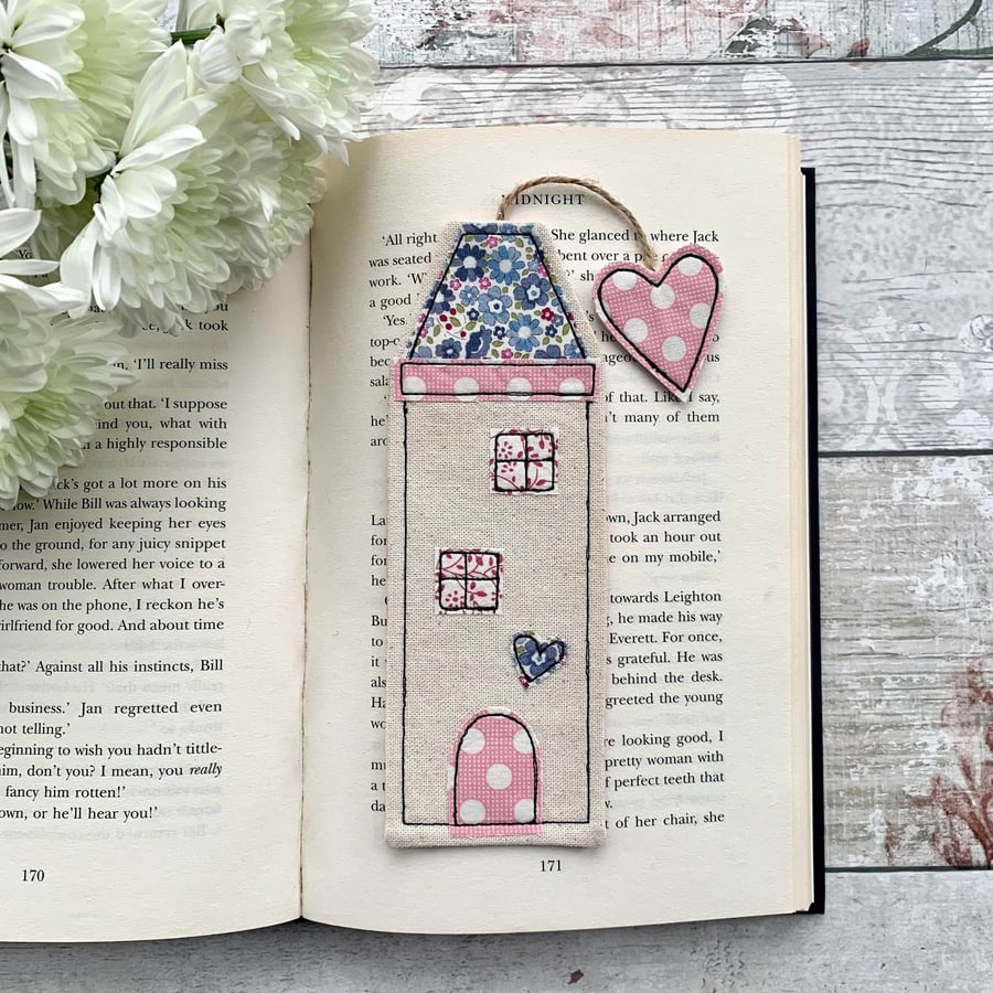 Bookmark, Tall house bookmark