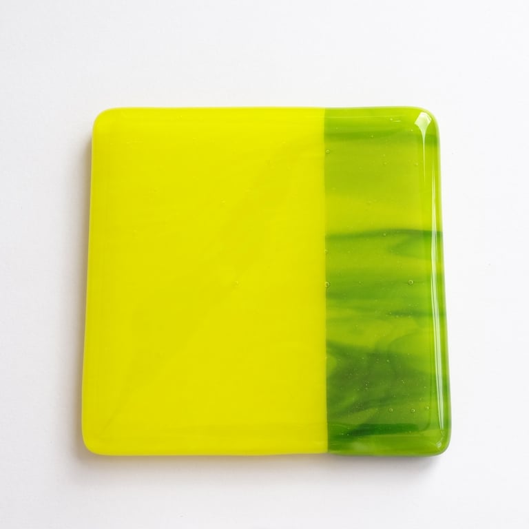 Yellow & green fused glass coaster, 9cm, handcrafted, 6mm thick (0179)