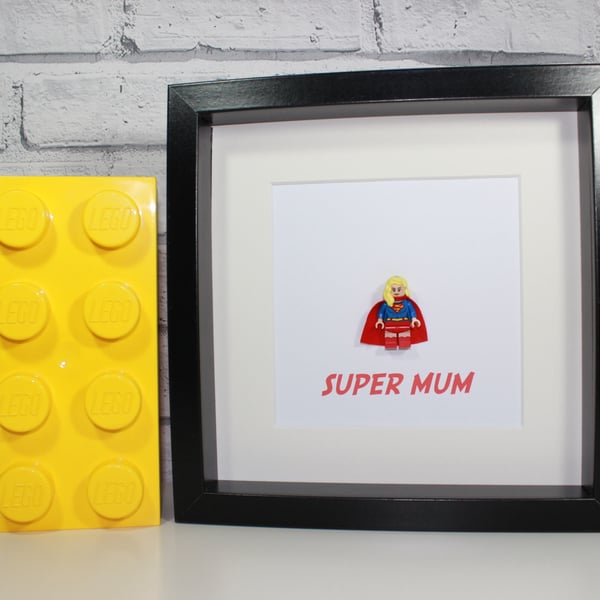 LEGO SUPERGIRL - Framed minifigure - Mothers Day Special - Super Mum - Mummy