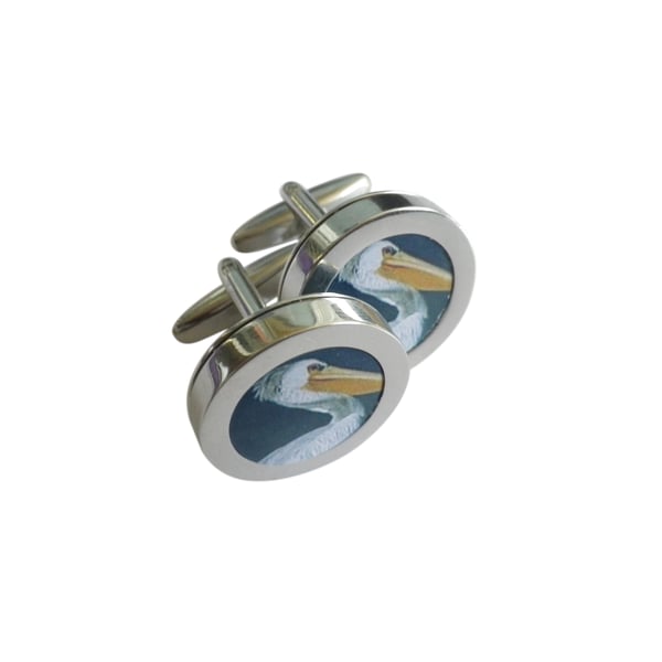 Pelican cufflinks,free shipping, gift wrapped, lovely depiction, Ref 5521