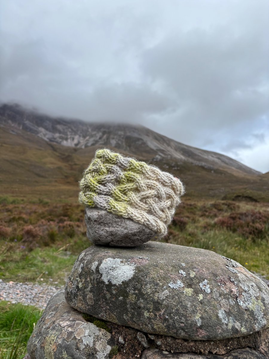 Hand knitted, lined headband featuring Celtic knot pattern 