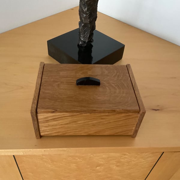 Oak Keepsake, nick knack box 