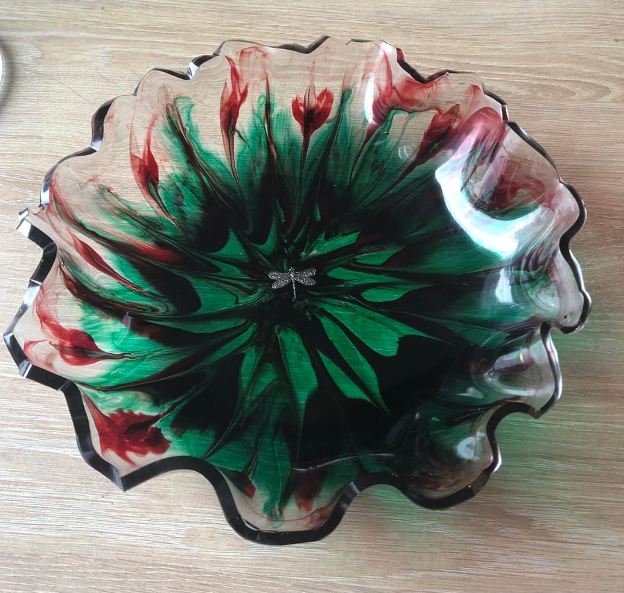 Epoxy Resin Red and Green Bowl
