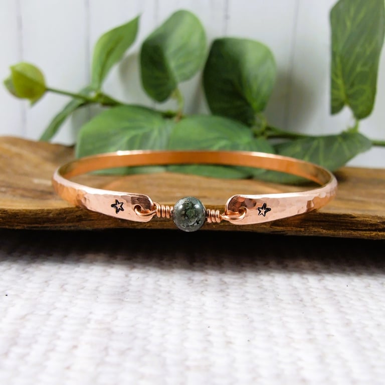 Bangle, Copper and Moss Agate Bracelet with Stamped Stars. Size 21cms