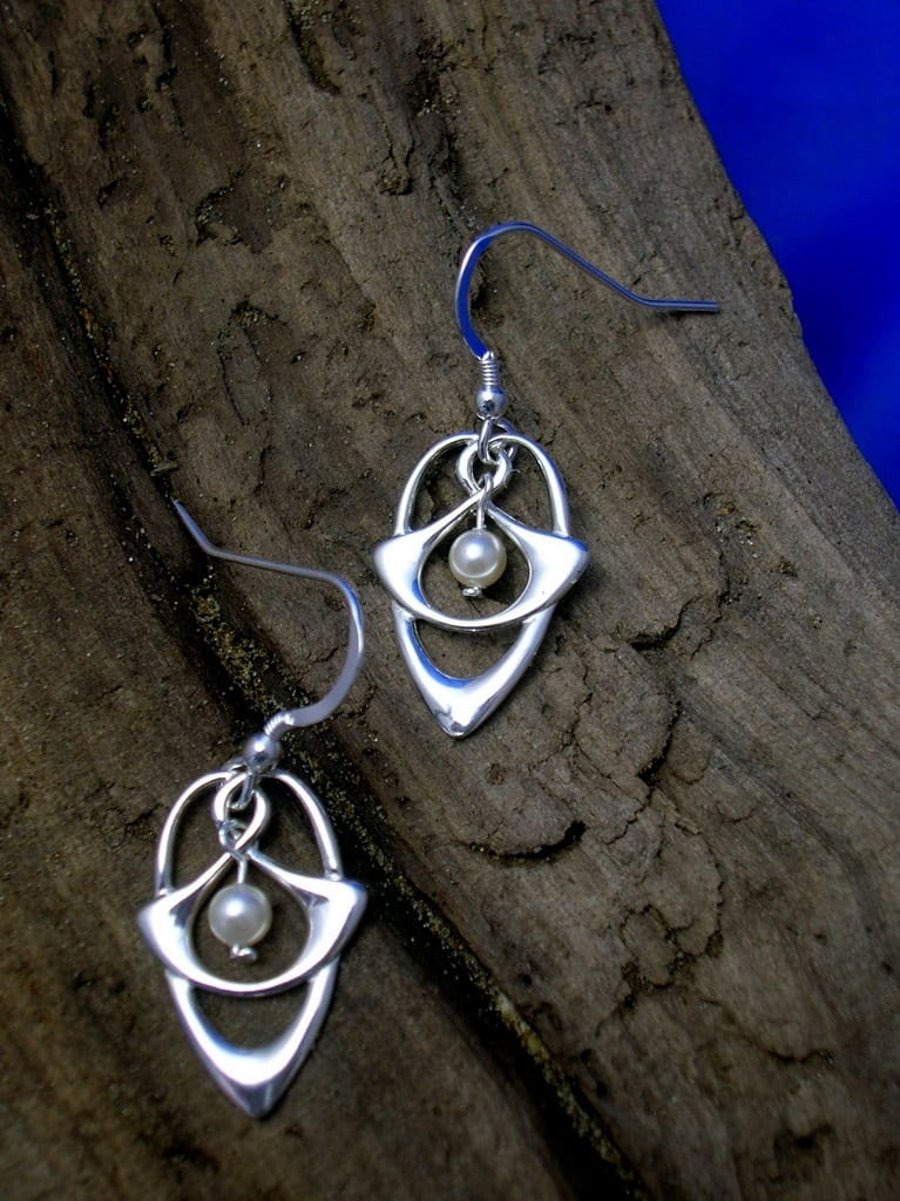 Silver and pearl Art Nouveau Earrings, Celtic earrings, Handmade, Silver jewelle