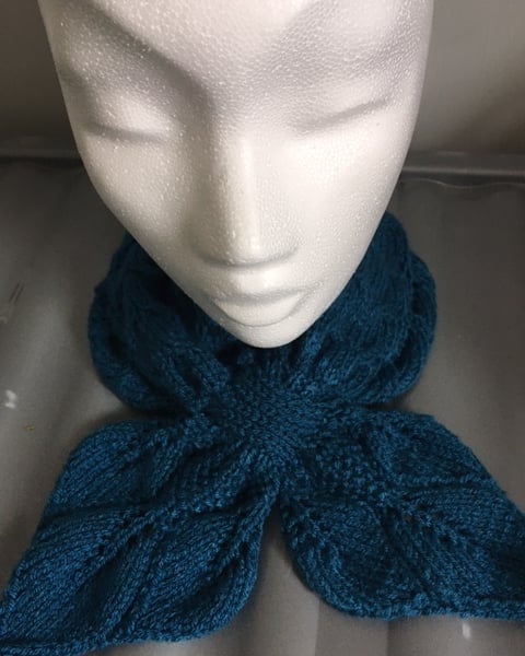 Cables & Leaves Ladies Knitted Scarf - Petrol Blue
