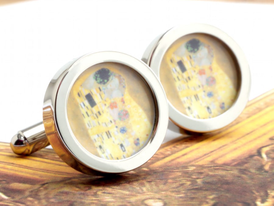 Klimt Cufflinks of The Kiss 